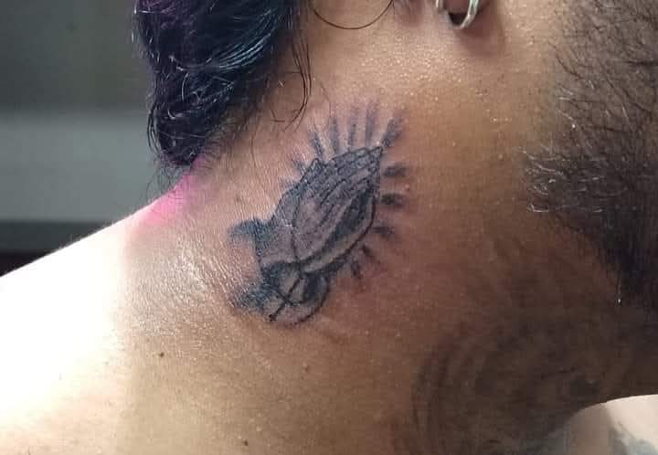 Manos en Oración